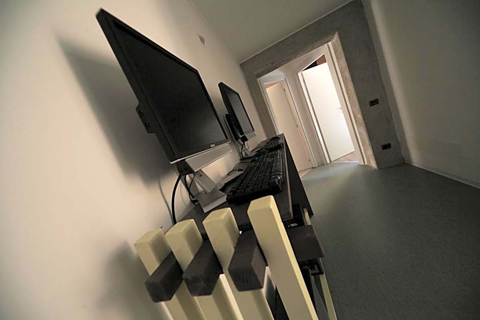 Dopa Hostel
