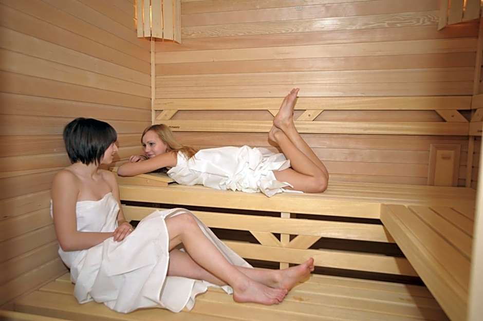 Hotelový a jezdecký areál Dvůr Krutěnice