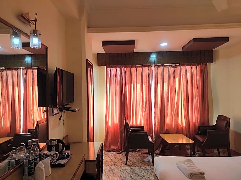 Hotel Ambarish Grand Residency
