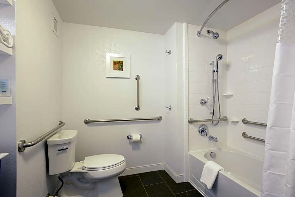 Hampton Inn By Hilton & Suites Cincinnati/Kenwood, OH