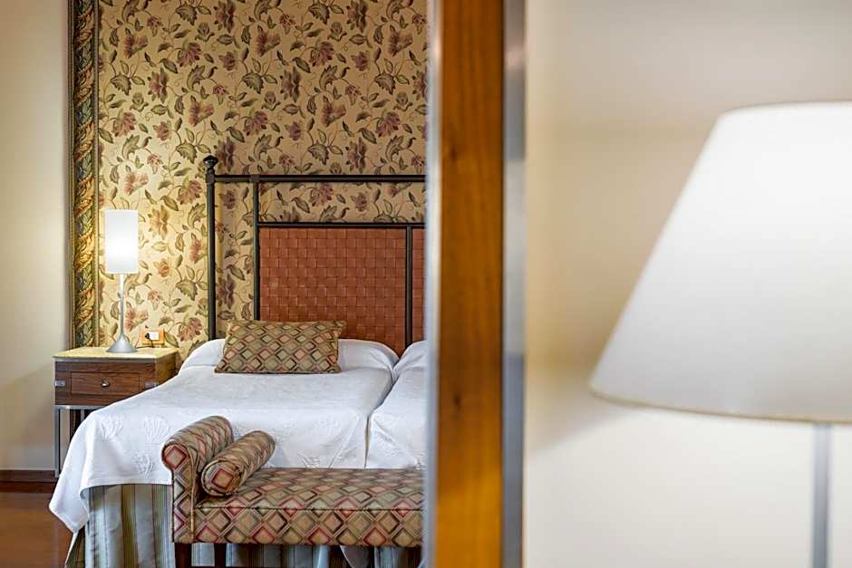 Eurostars Monumento Monasterio de San Clodio Hotel & Spa