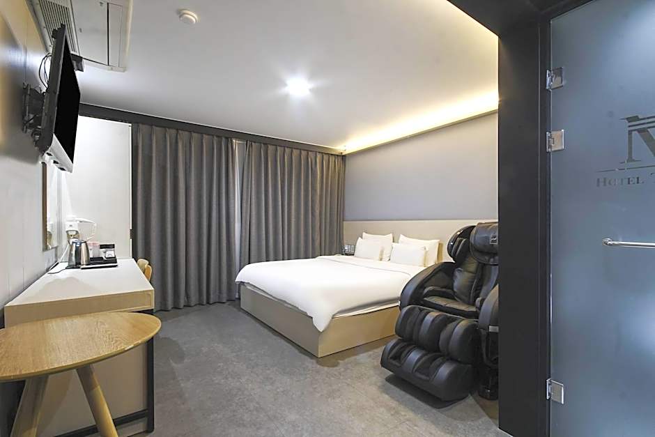 Busan Gangseo Sinhodong Hotel The May