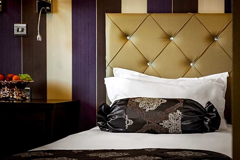 Grand Sapphire Hotel & Banqueting