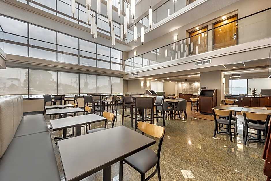 Drury Inn & Suites Springfield MO