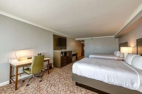 Standard Queen Room with Two Queen Beds - Non Smoking