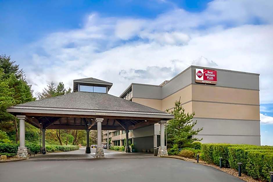 Best Western Plus Agate Beach Inn