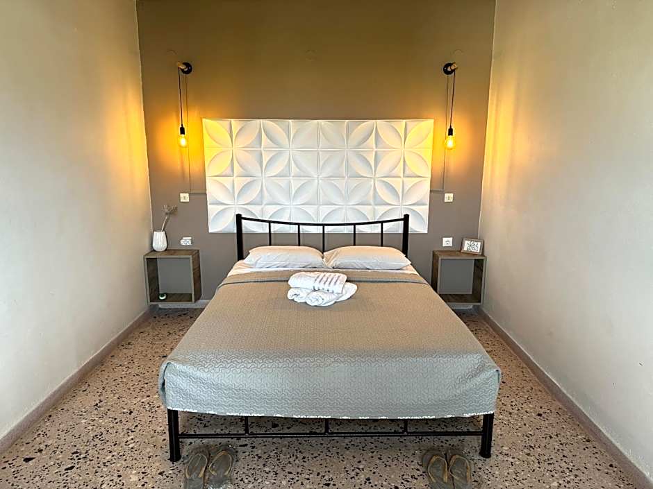 Elves Studios& Apartment's SIDARI