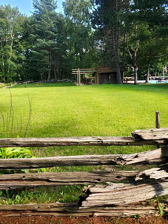 Summit Lodge