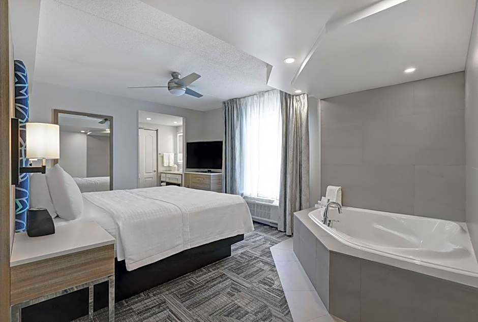 Homewood Suites By Hilton London Ontario