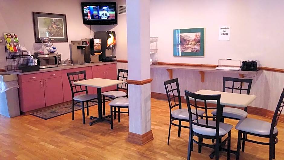 Northwoods Best Inn - Chetek
