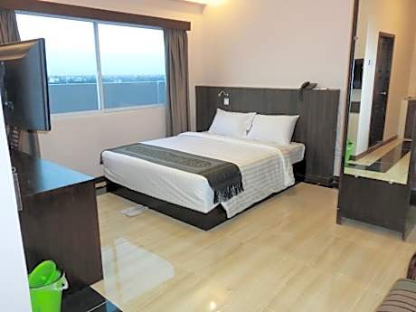 Deluxe Penthouse