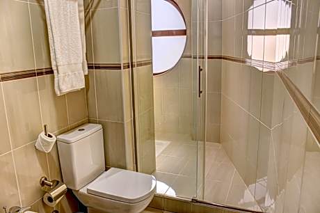 Classic Suite 2 Adults+1 child