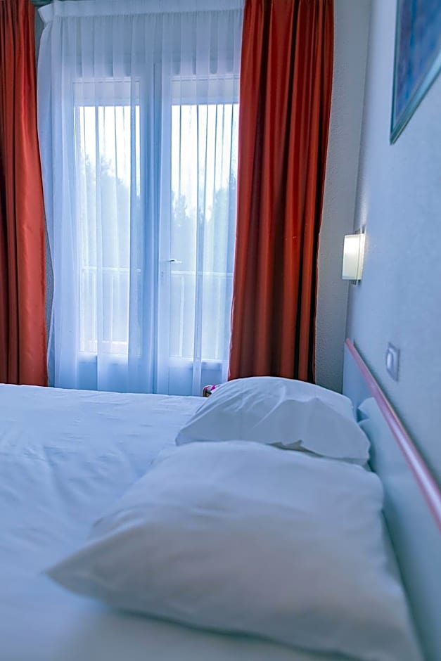 The Originals City, Relax'Otel & Spa, Le Barcarès