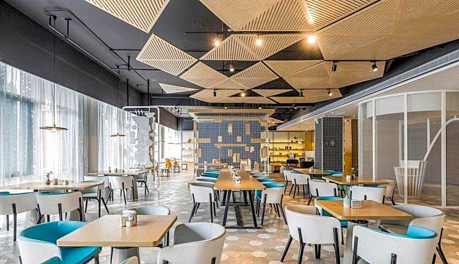 Atour Hotel Zhenjiang Railway Station Nanxu Avenue