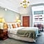 Wellesley Boutique Hotel