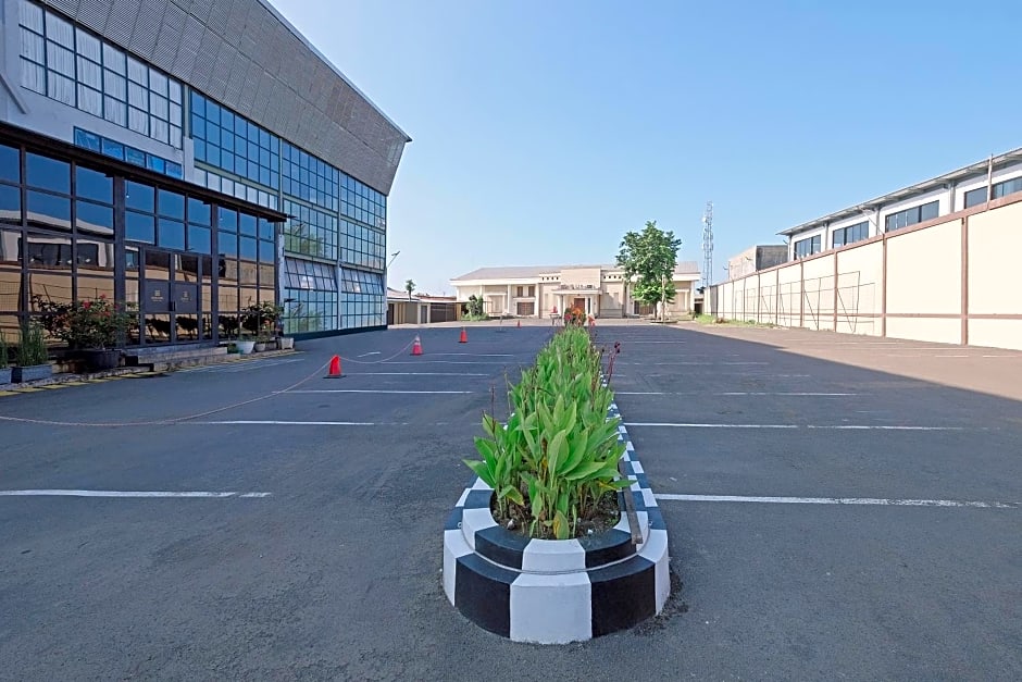 Premiere Hotel Tegal