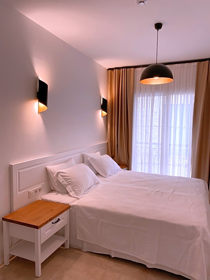 Amber Boutique Hotel