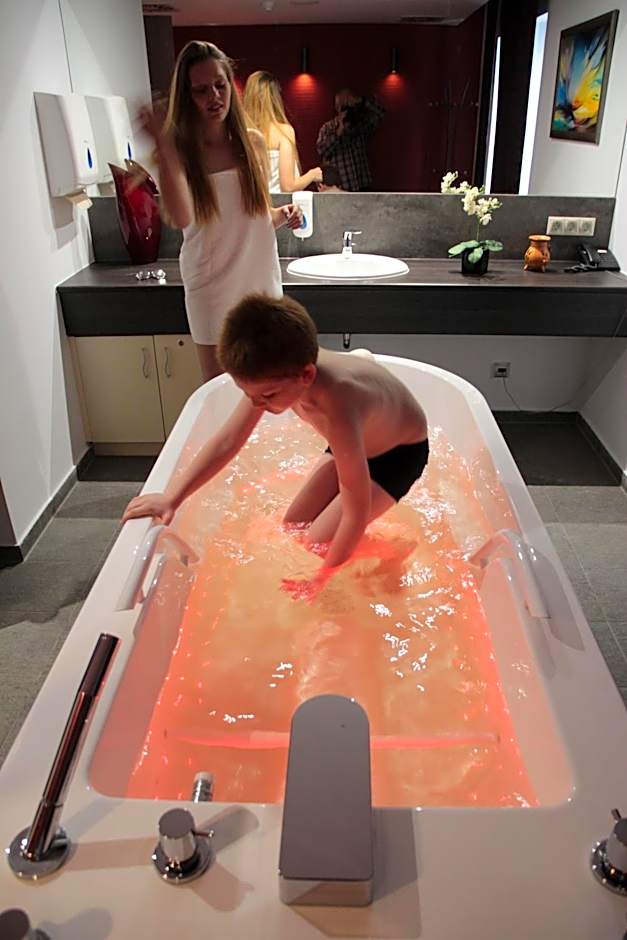 Tó Wellness Hotel