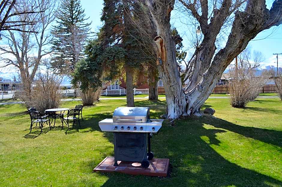 Silver Maple Inn