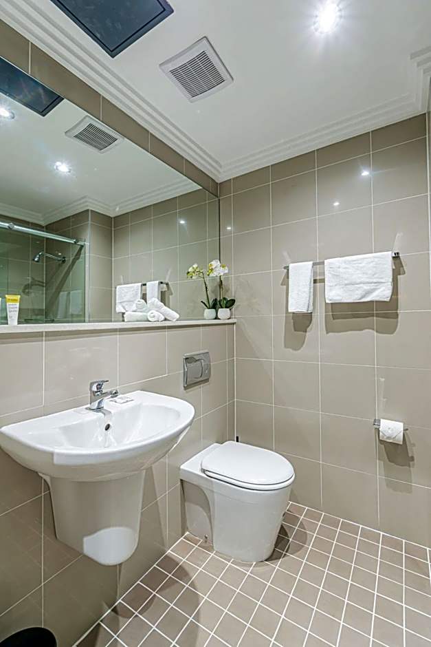 Best Western Plus Camperdown Suites