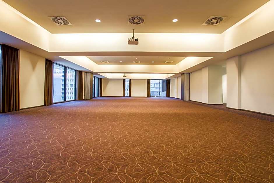 Crowne Plaza Birmingham City By IHG