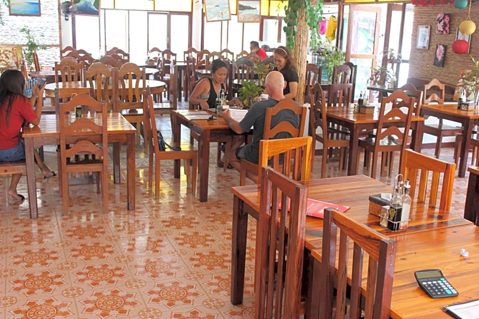 Ronaldo's Inn Siargao by Cocotel