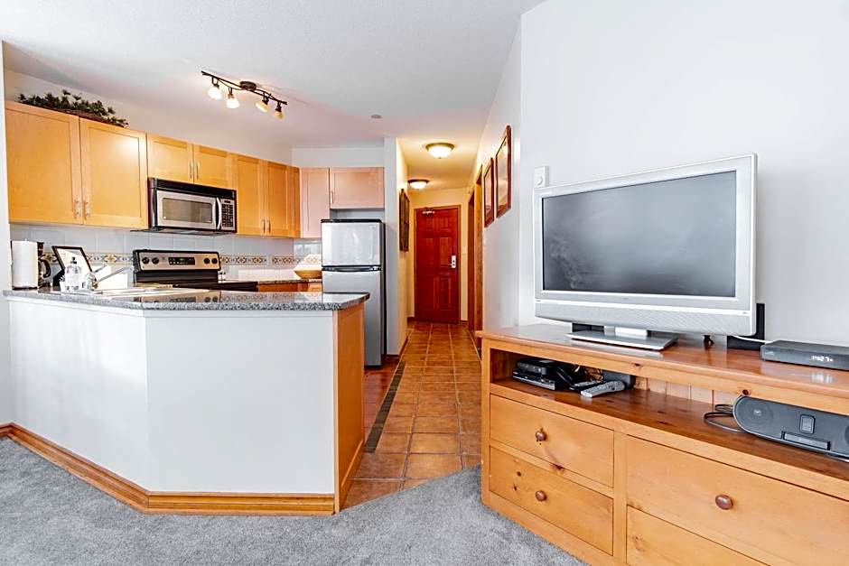 The best ski in ski out two bedroom condo at Aspens