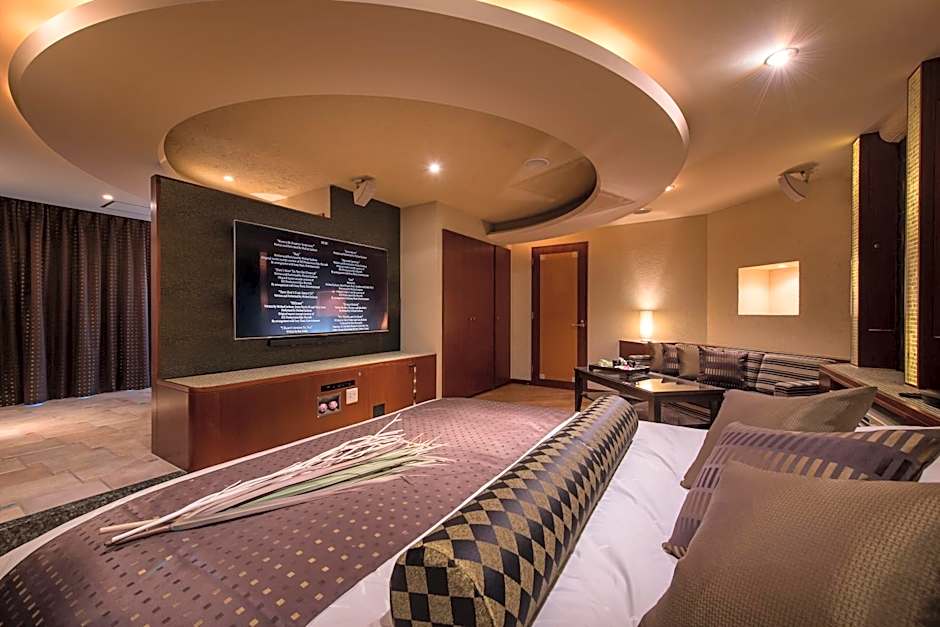 Hotel C. Chiba Shiroi