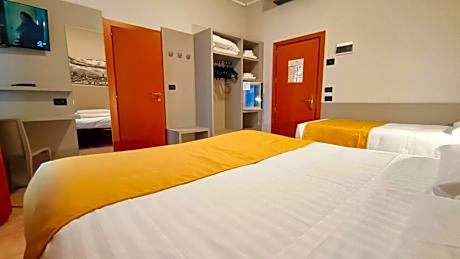 Triple Room with Bathroom
