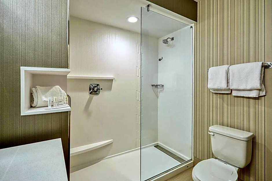 Courtyard by Marriott North Brunswick