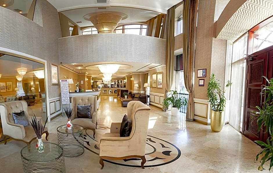 Sapphire Inn Hotel