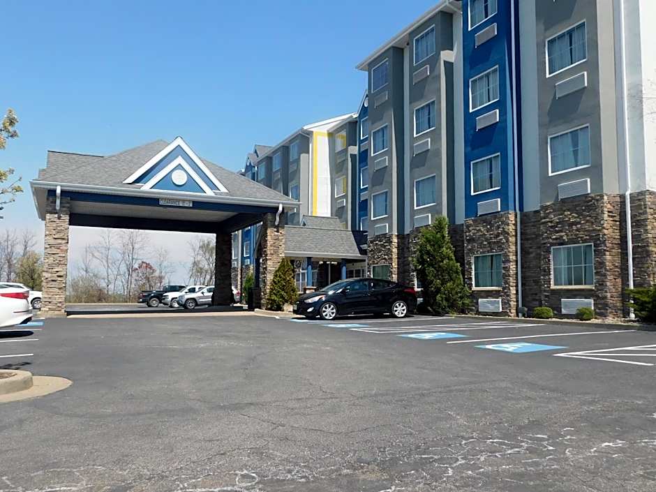 Microtel Inn & Suites - Triadelphia