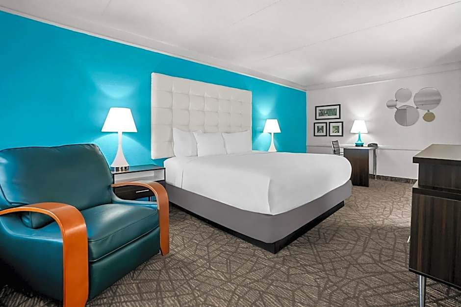 Howard Johnson by Wyndham Columbus Fort Benning