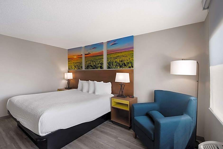 Days Inn by Wyndham Ankeny - Des Moines
