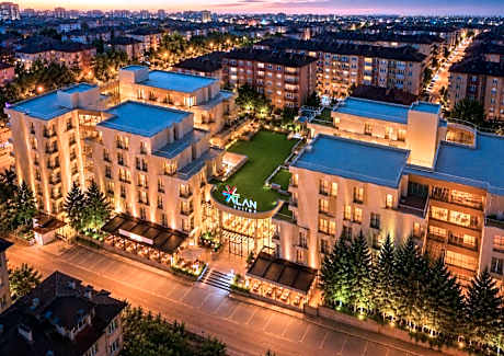 Alan Suites