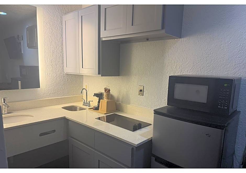 Economy Lodge by Hotel O Texas City