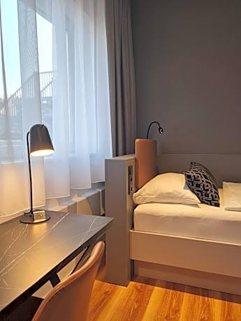 Standard Single Room with Shared Bathroom