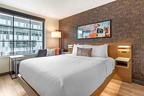 King Room - Hearing Accessible/Non Smoking