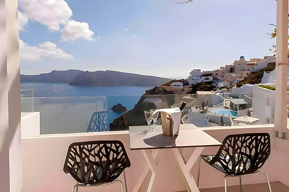 Armeni Village Rooms & Suites