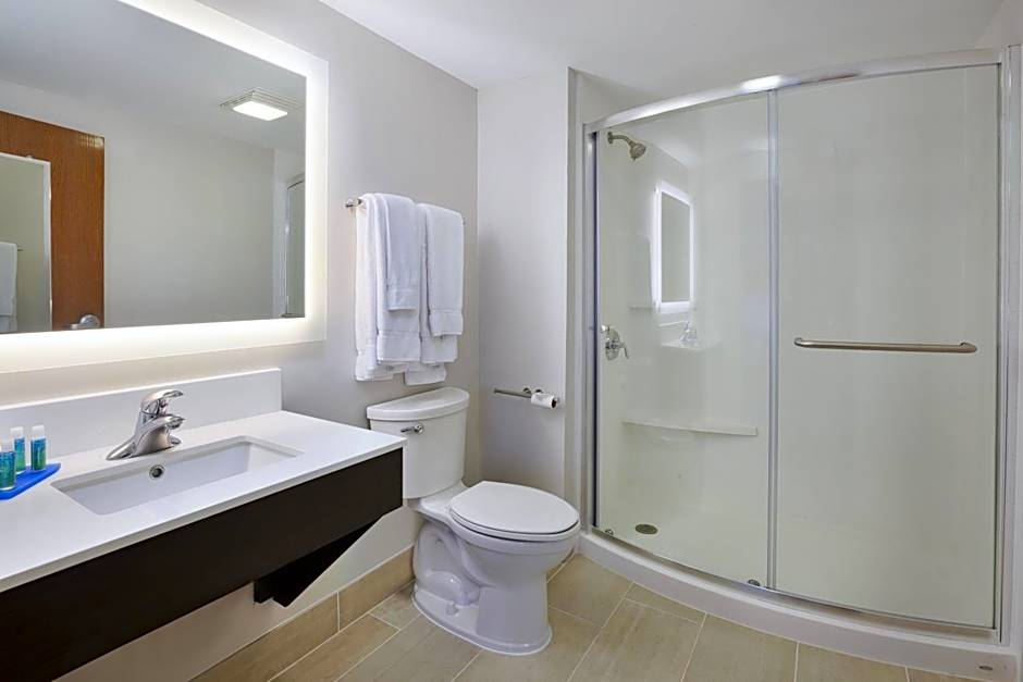 Holiday Inn Express Tiffin By IHG