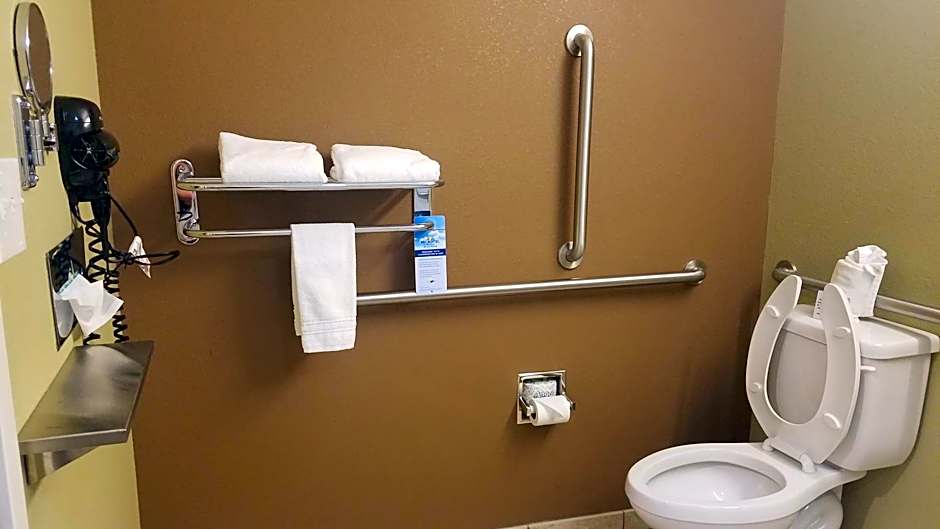 Microtel Inn & Suites By Wyndham Shelbyville