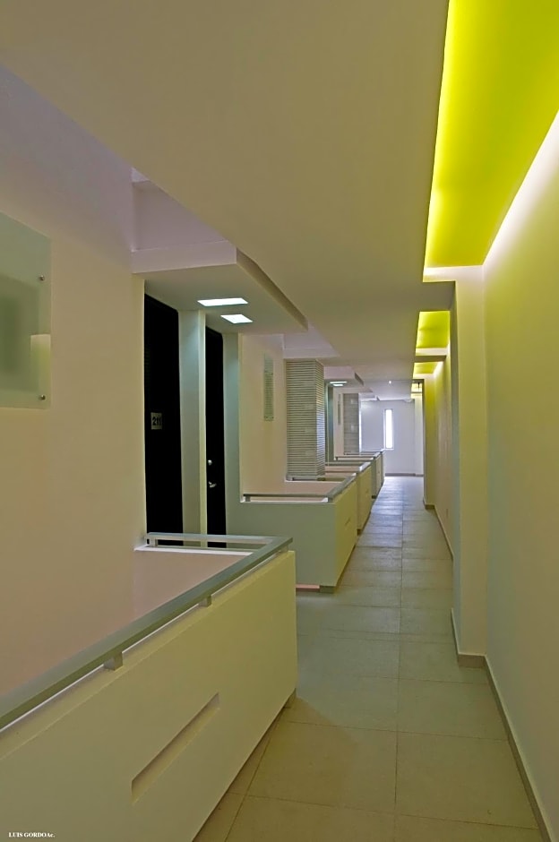 Nu Hotel