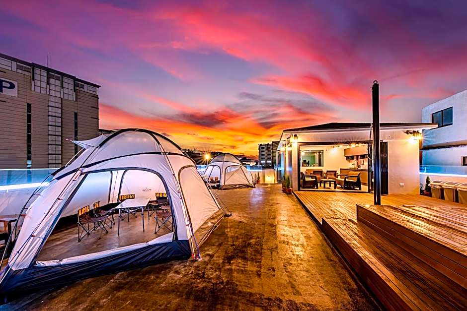 The Jade Hotel