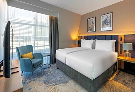 Business King Room