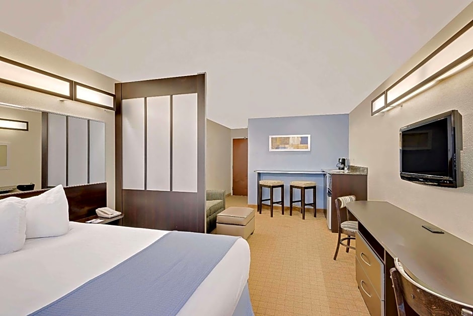 Microtel Inn and Suites by Wyndham - Geneva