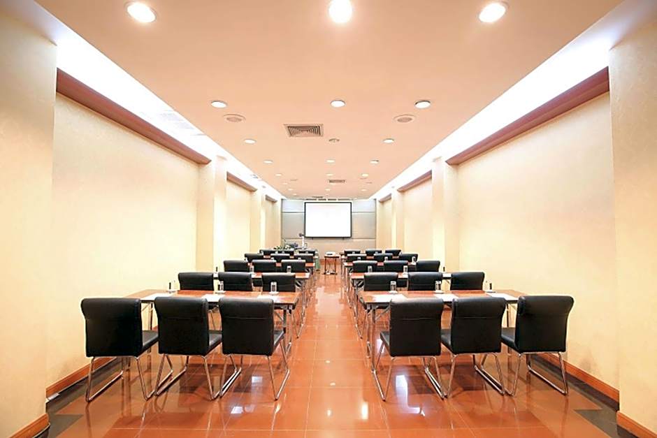 Kosa Hotel & Wellness Center