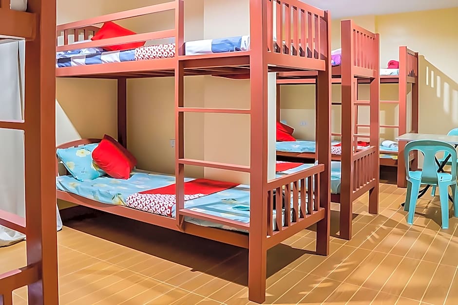 RedDoorz @ La Briana Guest House Bantayan Cebu