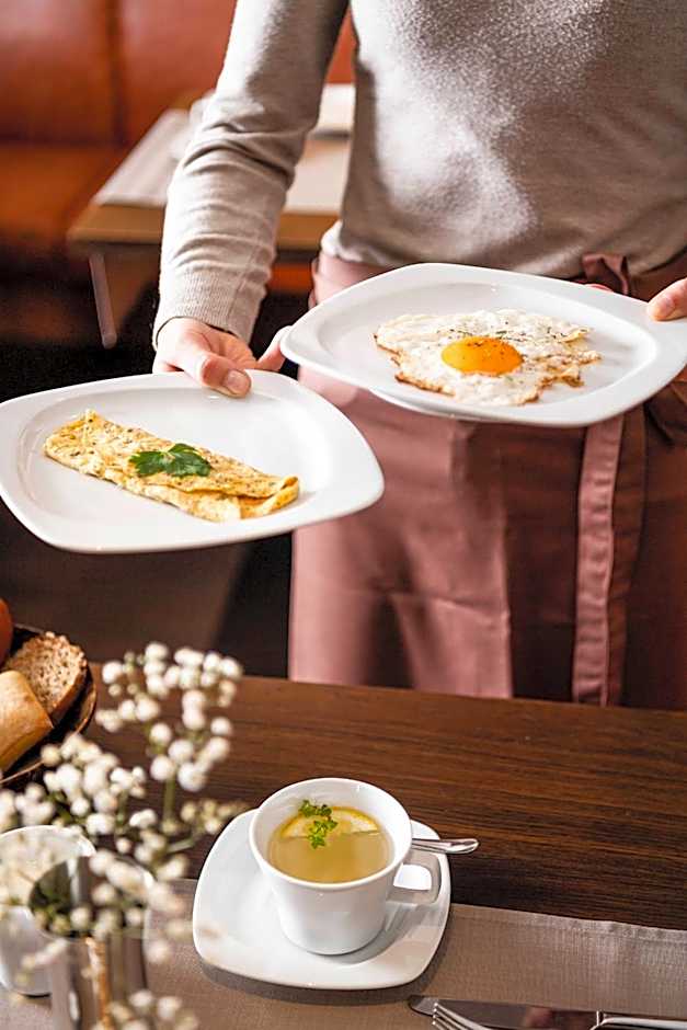 La Paula Apartments & Suites