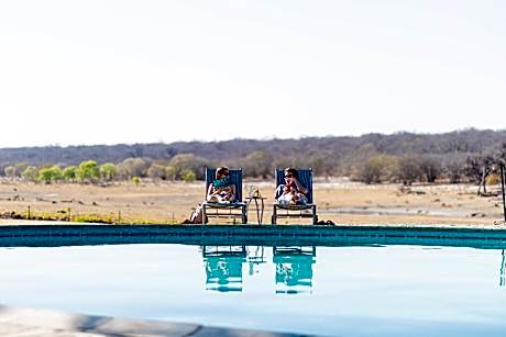 Hwange Safari Lodge