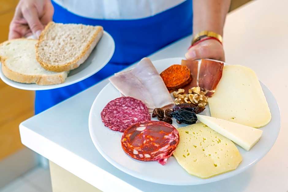 Apartaments Cales de Ponent